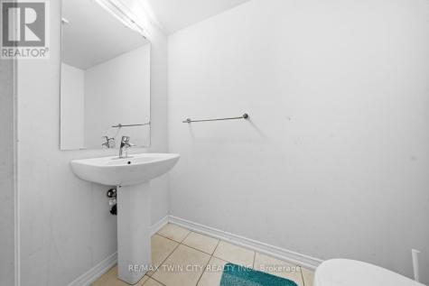 126 Munro Circle Brantford ON N3T 0R4