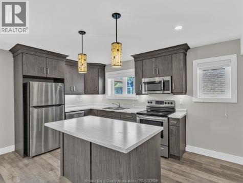 324 Sweetman Avenue Essex ON N8M 2Z5