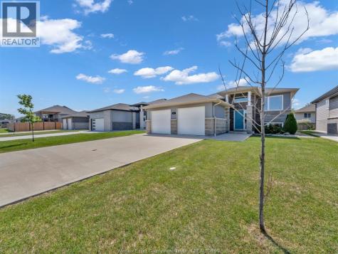 324 Sweetman Avenue Essex ON N8M 2Z5