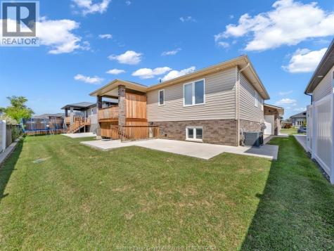 324 Sweetman Avenue Essex ON N8M 2Z5