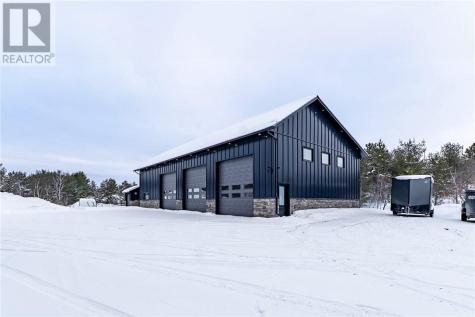 3521 Long Lake Road Sudbury ON P3G 1N1