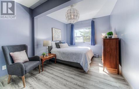 283 Fairway Road North Kitchener ON N2A 2P1