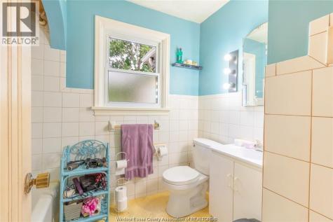 153 Talbot Street West Leamington ON N8H 1N2