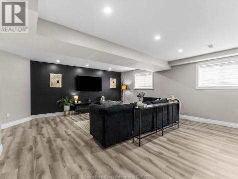 411 Thompson Avenue Amherstburg ON N9V 0G8
