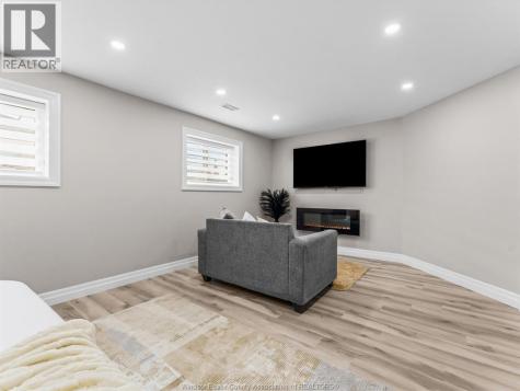 411 Thompson Avenue Amherstburg ON N9V 0G8