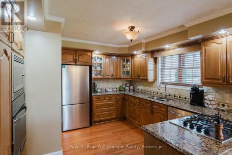 496 Spence Street Saugeen Shores ON N0H 2L0