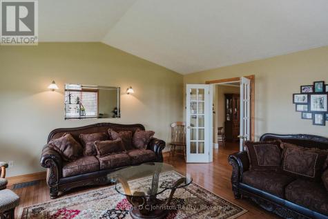 496 Spence Street Saugeen Shores ON N0H 2L0
