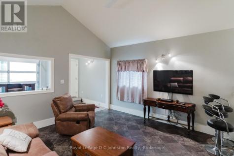 496 Spence Street Saugeen Shores ON N0H 2L0