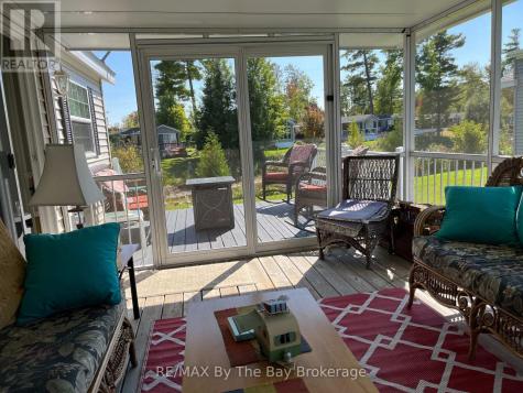 15 Kenora Trail Wasaga Beach ON L9Z 1X7