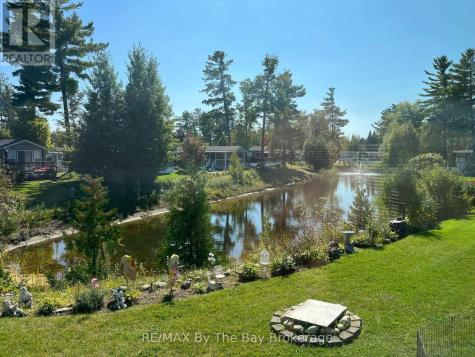 15 Kenora Trail Wasaga Beach ON L9Z 1X7