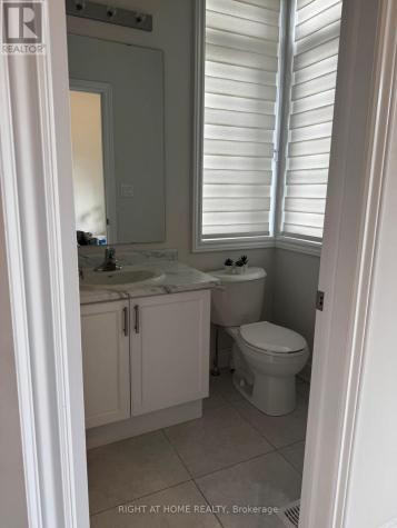 24 Tamworth Terrace Barrie ON L9J 0L5