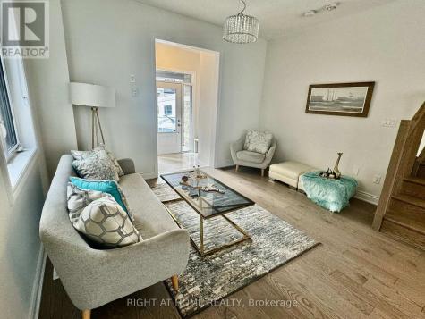 24 Tamworth Terrace Barrie ON L9J 0L5