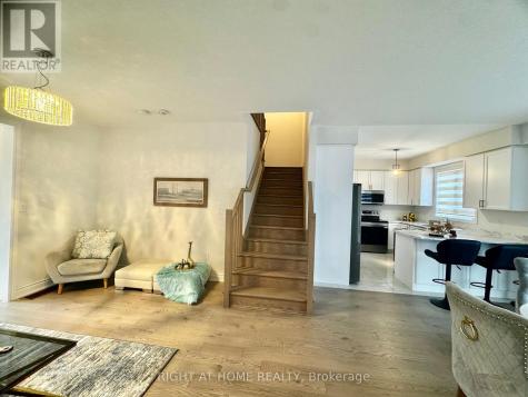 24 Tamworth Terrace Barrie ON L9J 0L5