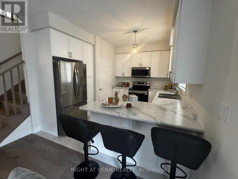 24 Tamworth Terrace Barrie ON L9J 0L5