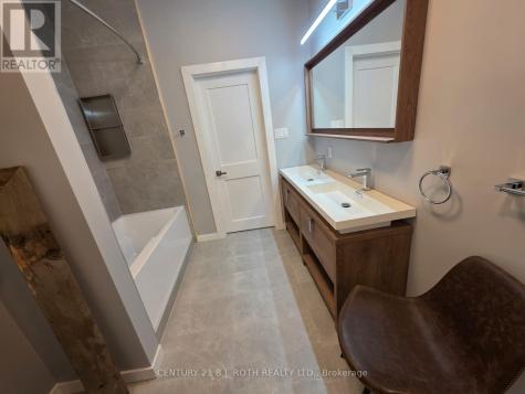 82 Albert Street North Orillia ON L3V 5K5