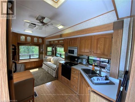 9 Tamarac Road Northern Bruce Peninsula ON N0H 2R0
