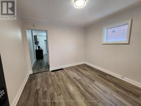 731 Street Antoine Crescent Windsor ON N9C 3H5