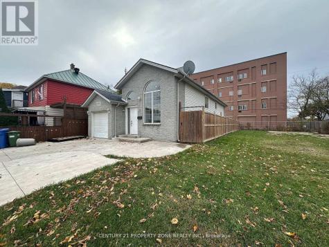 975 Albert Road Windsor ON N8Y 3P1