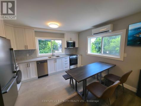 82 Albert Street North Orillia ON L3V 5K5