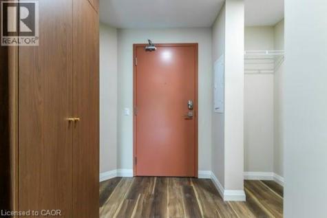 580 Coldstream Drive Waterloo ON N2V 2H3