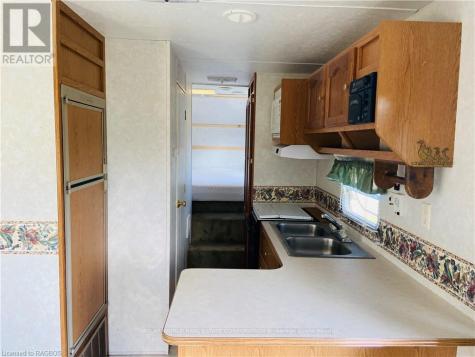 9 Tamarac Road Northern Bruce Peninsula ON N0H 2R0