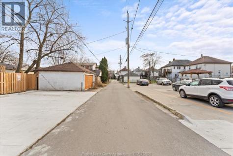 1160 Howard Windsor ON N9A 1S7