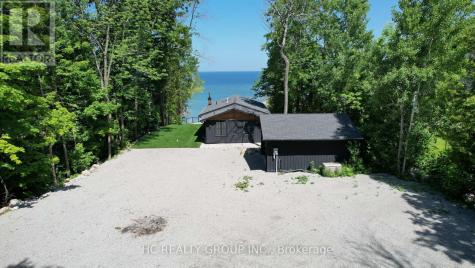456 Silver Birch Drive Tiny ON L9M 0M5