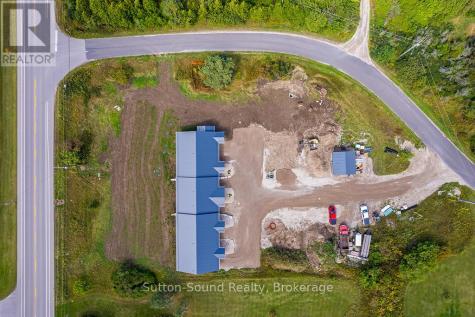 18 Maple Golf Crescent Northern Bruce Peninsula ON N0H 2R0