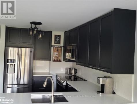 162 Settlers Way Blue Mountains ON L9Y 0M4