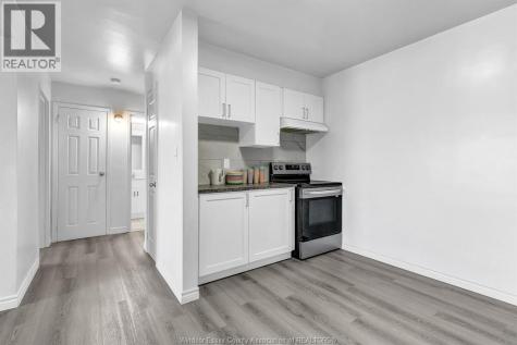 2136 Wyandotte Street West Windsor ON N9B 1J9