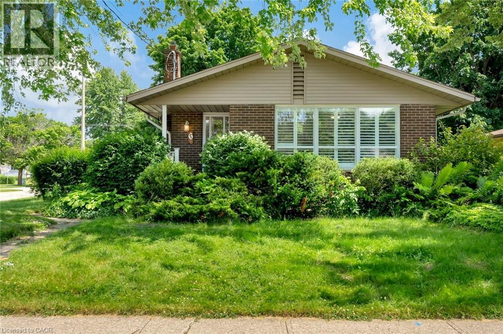 6 Ruskview Road Kitchener ON N2M 4S2
