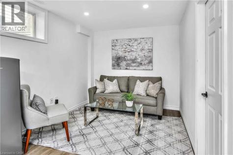 608 Woolgrass Avenue Waterloo ON N2V 2X8