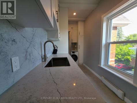 82 Albert Street North Orillia ON L3V 5K5