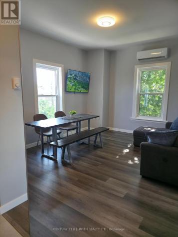 82 Albert Street North Orillia ON L3V 5K5