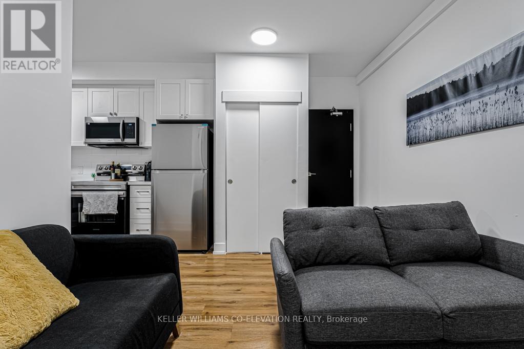 610 King Street East Hamilton (landsdale) ON L8N 1E2