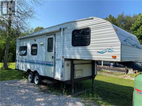 9 Tamarac Road Northern Bruce Peninsula ON N0H 2R0