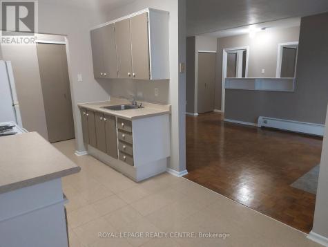 90 Marshall Street Waterloo ON N2J 2T4