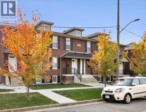 717 Street Antoine Windsor ON N9C 3H5