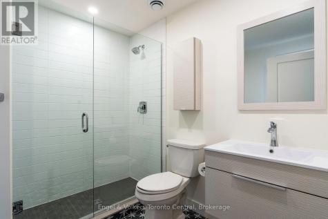 12 Beausoleil Lane Blue Mountains ON L9Y 2X5