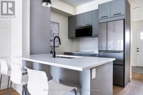 12 Beausoleil Lane Blue Mountains ON L9Y 2X5