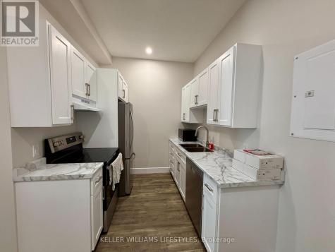 537 Talbot Street St. Thomas ON N5P 1C3