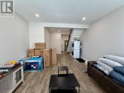 537 Talbot Street St. Thomas ON N5P 1C3
