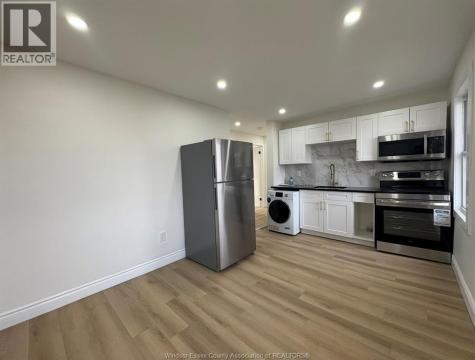 786 Chatham Street East Windsor ON N9A 1Y3