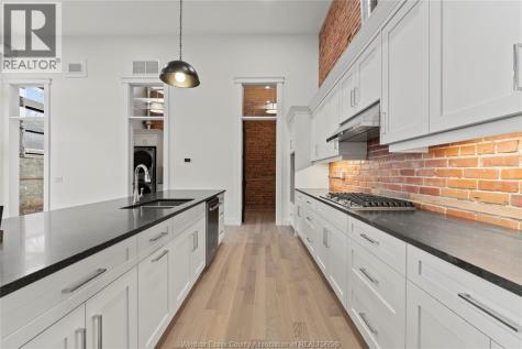 247 Brock Street Amherstburg ON N9V 2H4