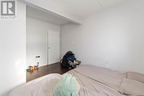 283 Fairway Road North Kitchener ON N2A 2P1