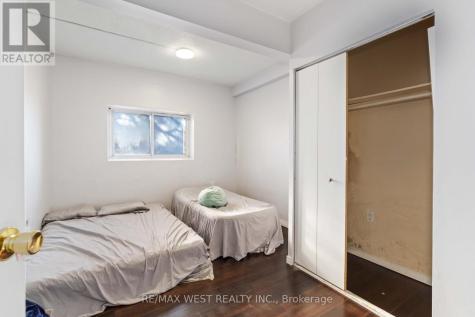 283 Fairway Road North Kitchener ON N2A 2P1