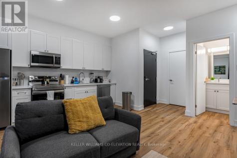 610 King Street East Hamilton (landsdale) ON L8N 1E2