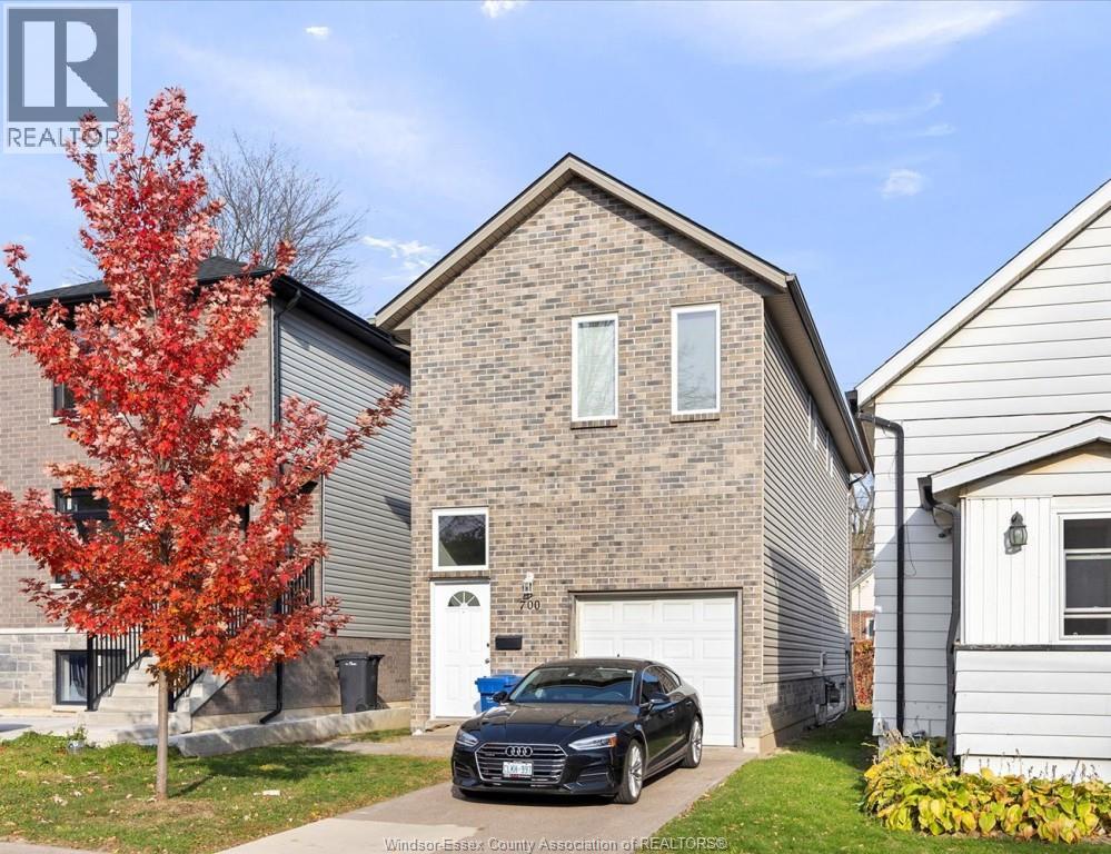 700 Bridge Avenue Windsor ON N9B 2M6
