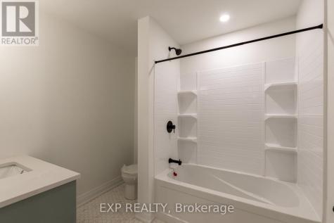 16 Hincks Street St. Thomas ON N5R 5Z2