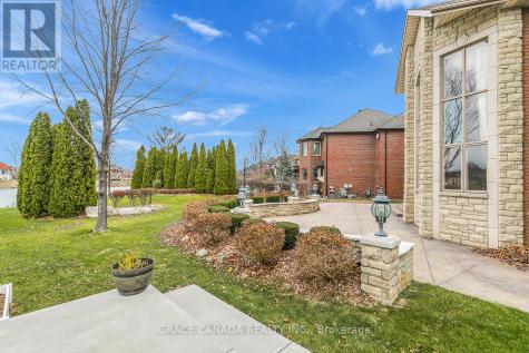 1585 Stoneybrook Crescent Windsor ON N9G 2Z4
